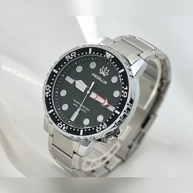 J5 남성 메탈손목시계 판매