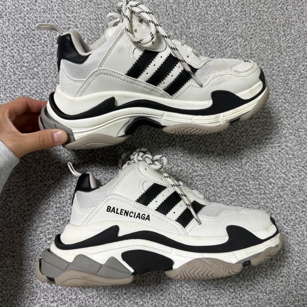 발렌시아가 x 아디다스 트리플S 250