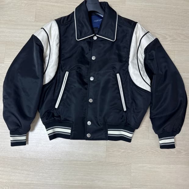 질스튜어트뉴욕 스타디움 봄버 자켓S