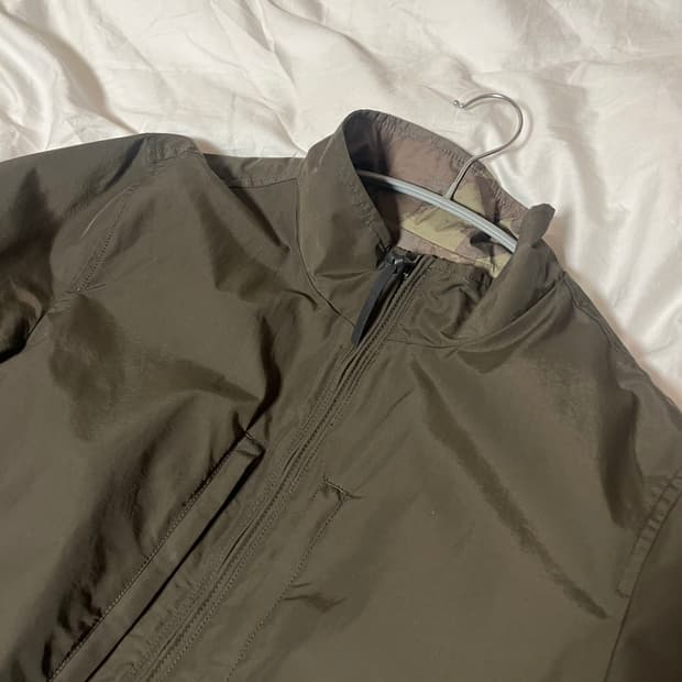 울리치 리버시블 점퍼 올리브