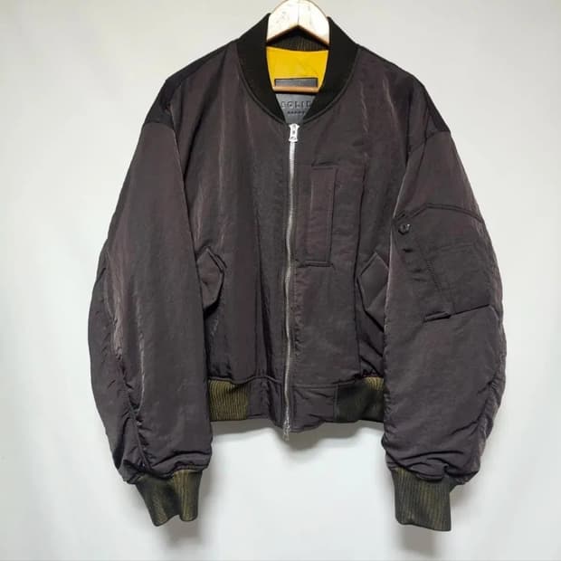 솔리드옴므 22fw 나일론 리버시블 마원