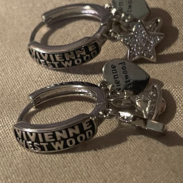 비비안웨스트우드 빈티지 뱅글 복각형 이어링