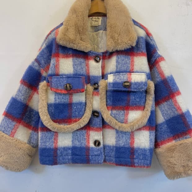 수입 퍼배색 숏코트숏자켓 체크코트 체크자켓:)