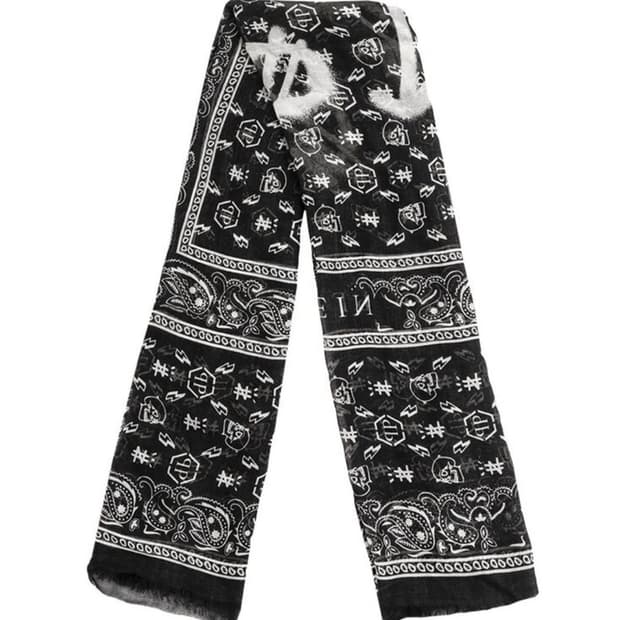 (새상품) Phillipp plein 필립플레인 페이즐리 스카프