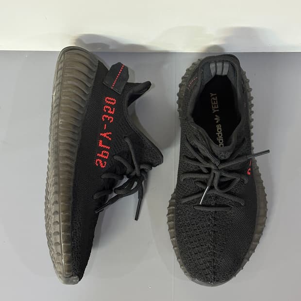 아디다스 이지부스트350 V2 블랙 운동화