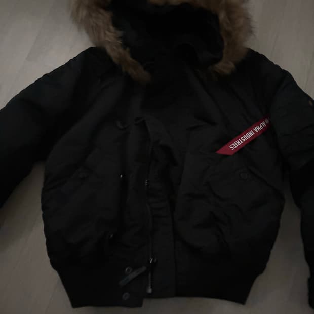 알파인더스트리 자켓