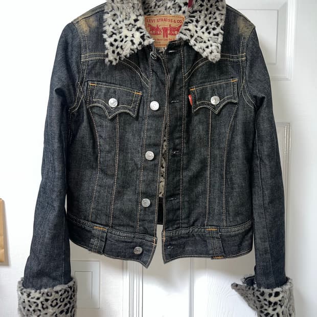 리바이스 레오파드 양털 데님 트러커 자켓 레드탭