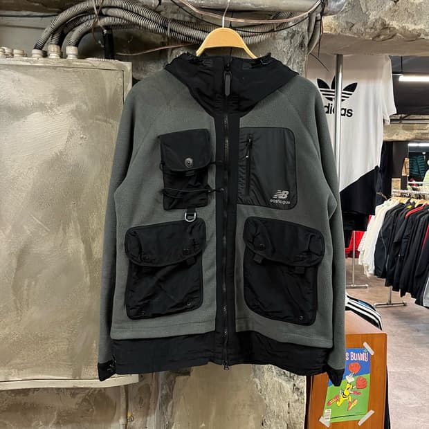 이스트로그 뉴발란스 플리스 후드 자켓 100(L) #csz2304