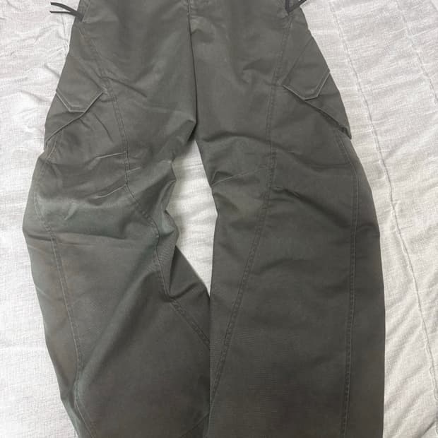 지용킴x코오롱 아웃포켓 3D 팬츠 