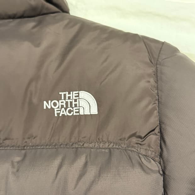 노스페이스 눕시 브라운 켄달제너 패딩