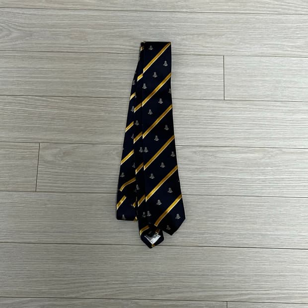 BON 넥타이