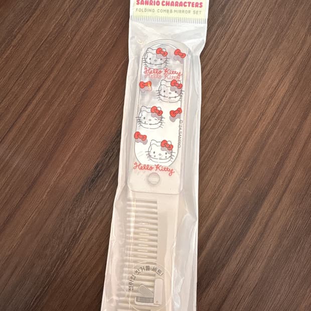 헬로키티 빗 거울 세트