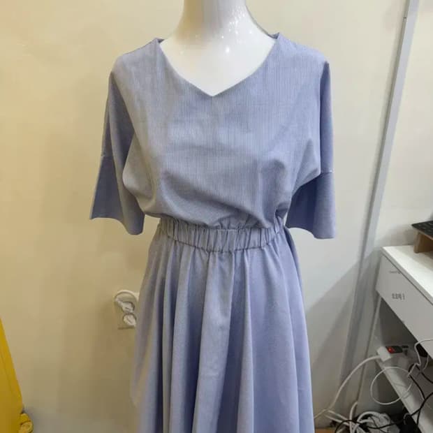 vtg 소라 스트라이프 V넥 밴딩 원피스