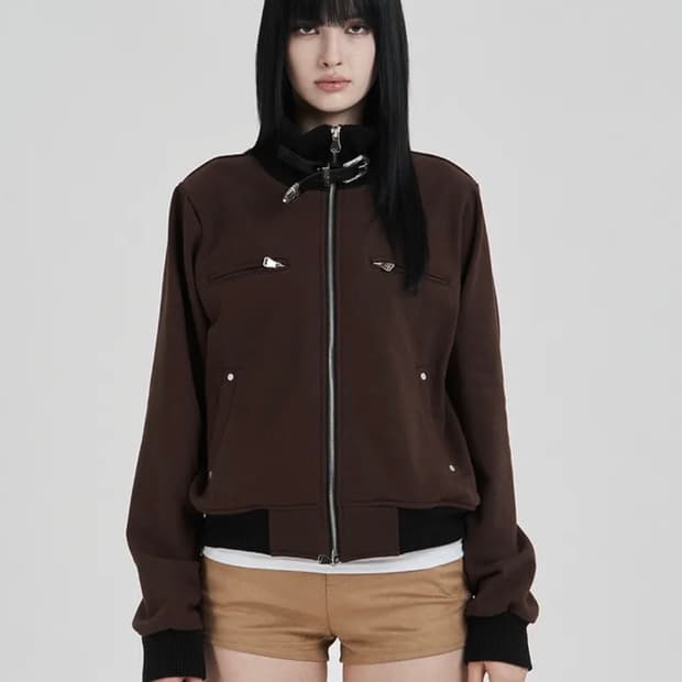 일리오 Brown Highneck jersey blouson