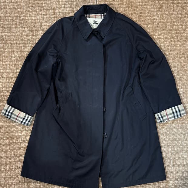 버버리 블랙 트렌치 코트