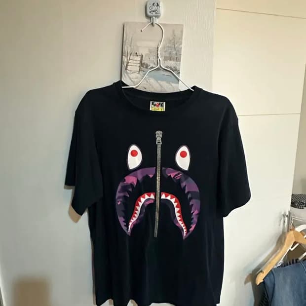 베이프 샤크 반팔