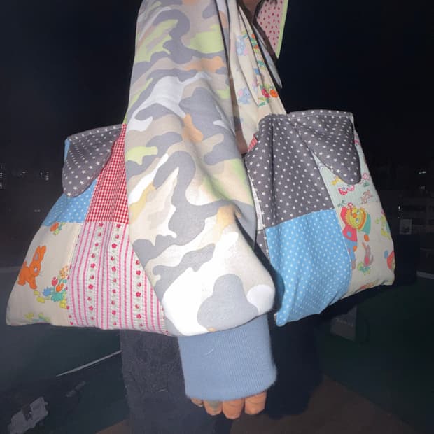 eggu happy accordion reversible shoulder