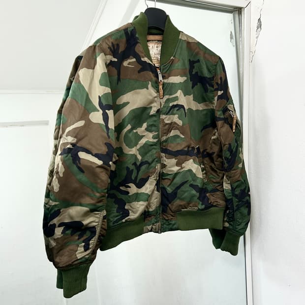 알파인더스트리 카모 MA-1 자켓