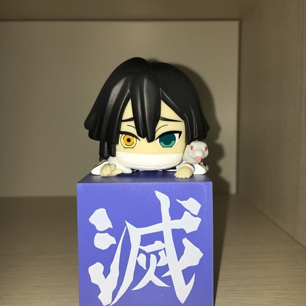 귀멸의 칼날 이구로 오바나이 힛카게 피규어