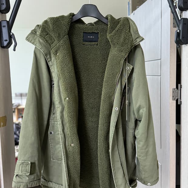 자라 퍼 겨울야상. 사이즈 105.