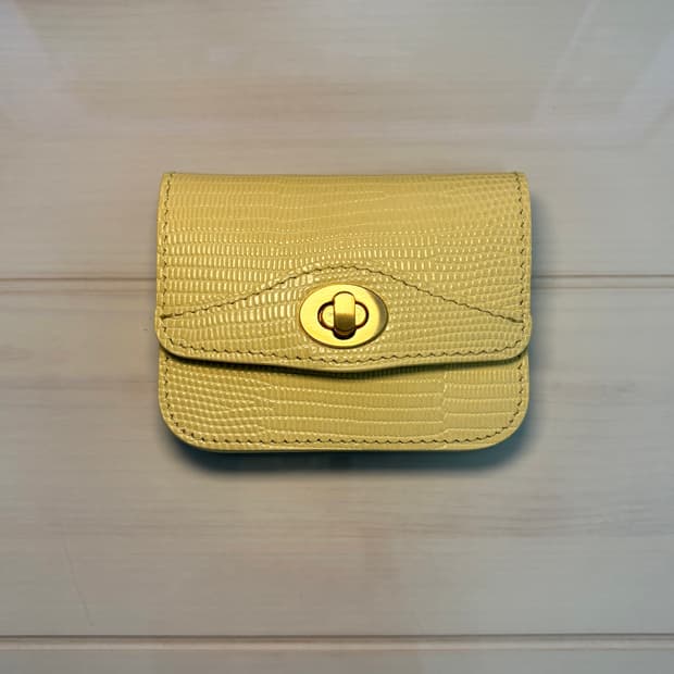 유어유스 Wonder 캐비어 옐로우 반지갑💛✨