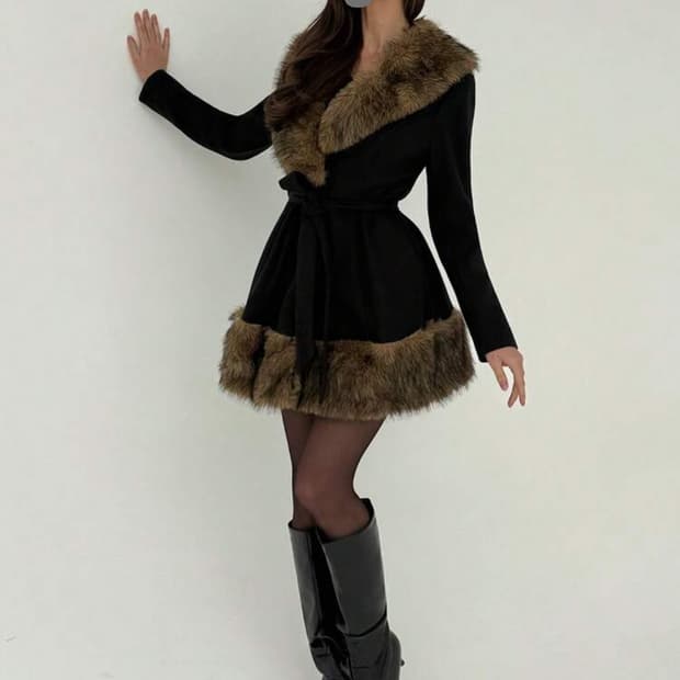 Y2k 갸루 블랙 퍼 플레어 코트