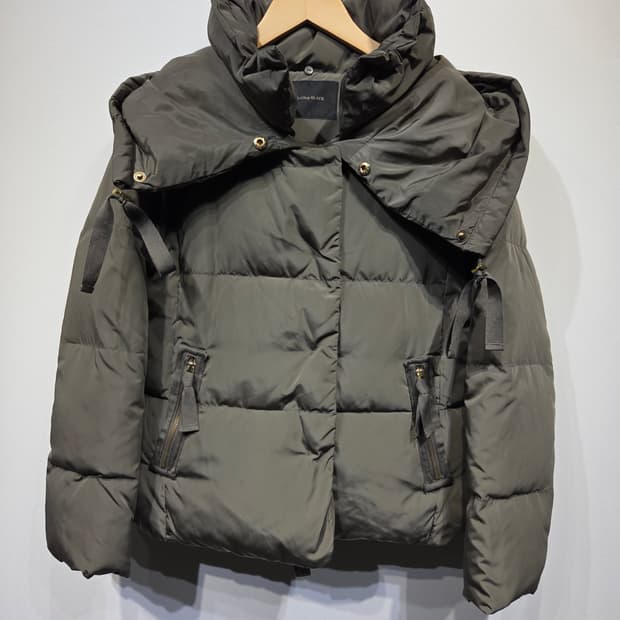 LeShop BLACK 르샵 블랙 볼륨 넥 덕다운 숏패딩