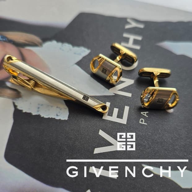 지방시 정품 명품 넥타이핀,커프스세트 5.7cm A+~A등급  J3
