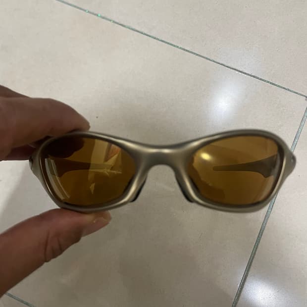 오클리 선글라스 판매