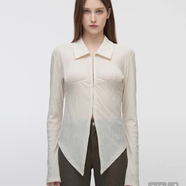 YUSE 유즈 PLEATS SLIM HOOK CLOSING SHIRT