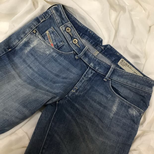 Diesel 디젤 로우 세미스트레이트 연청 데님