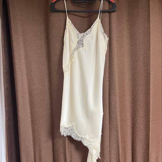 ZARA 아이보리 레이스 슬립원피스