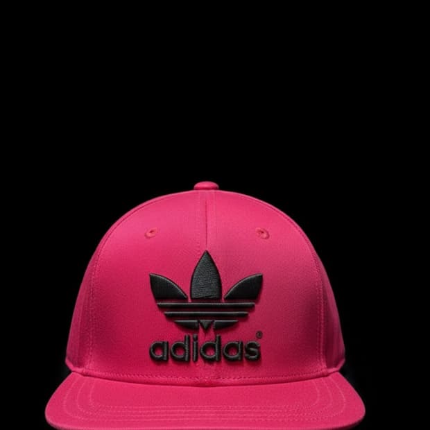 아디다스 오리지널스 트레포일 체인 자수 캡 (핑크)