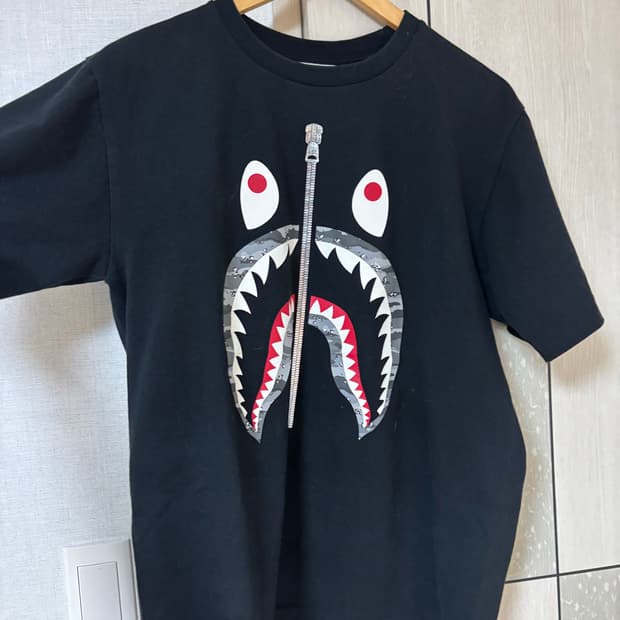 베이프 샤크 반팔