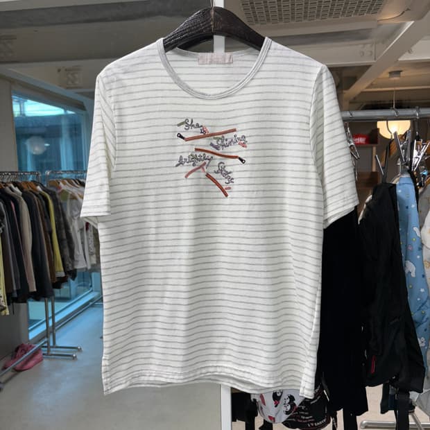 JPN 스트라이프 티셔츠