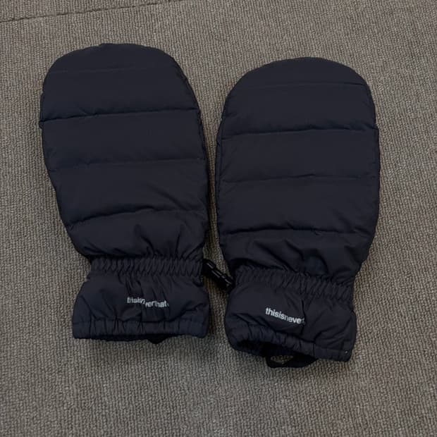 디스이즈네버댓 패딩 장갑 