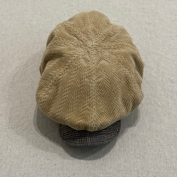 캐피탈 코듀로이 베이지 베레모 캡