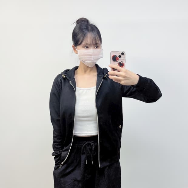 본 더치 y2k 글리터 큐빅 로고 후드집업 블랙