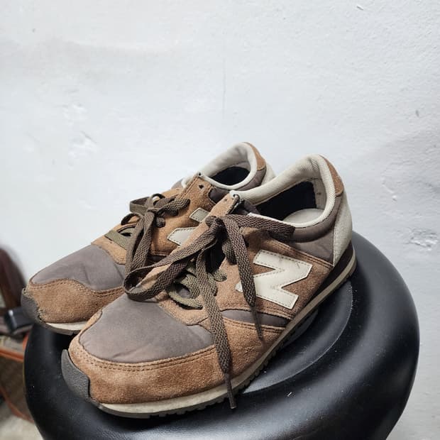 뉴발란스 브라운 스웨이드 운동화
