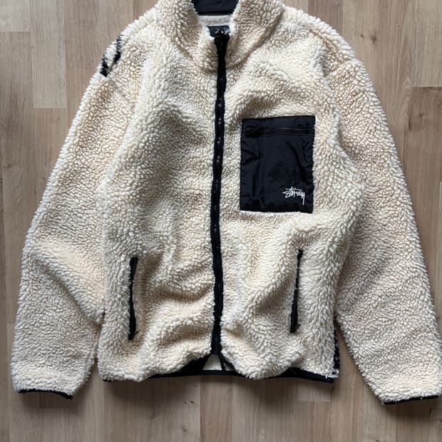 스투시 쉐르파 뽀글이 L size