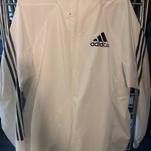 아디다스 바람막이 