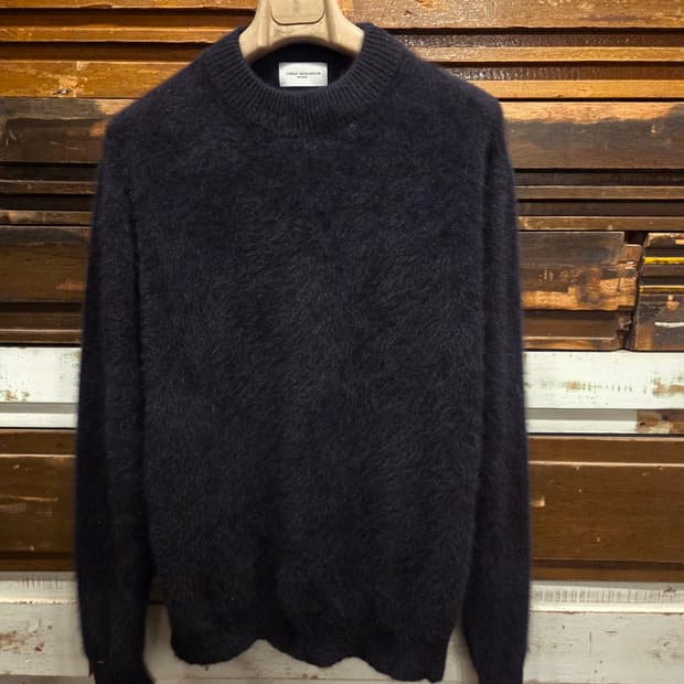 어반리서치 앙고라니트