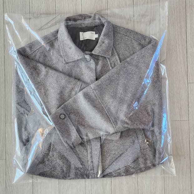 모던한 헤링본  자켓