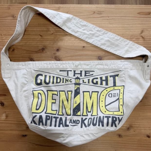 (착샷o) KAPITAL 캐피탈 캔버스 뉴스페이퍼 숄더백 화이트 