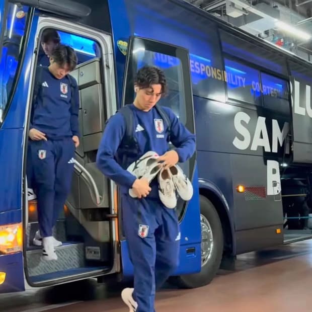 (새상품) 아디다스 일본 국가대표 티로 26 트래블탑 드릴탑 써멀탑