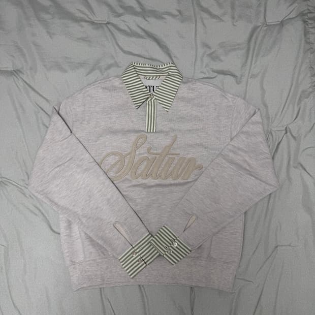 세터 아플리케 로고 커프스 스웨트셔츠 멜란지 아이보리