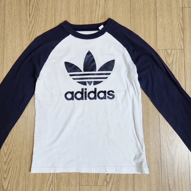 아디다스 쥬니어 오리지널스 트레포일 래글런 롱슬리브 티셔츠 150
