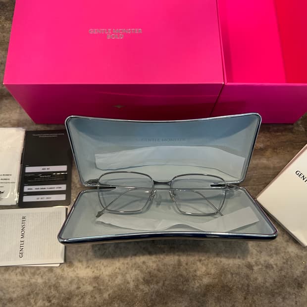 젠틀몬스터 아카데미아 02 ABA-02