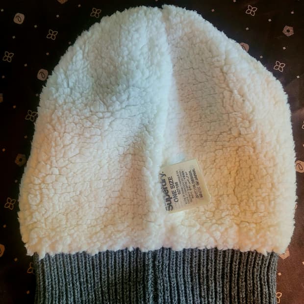 [미착용 새상품] SUPERDRY JAPAN 슈퍼드라이 양털비니