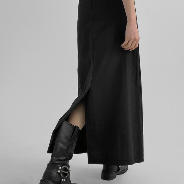 블랙업 치마+에잇세컨즈 컷아웃 후디 (set❌) 